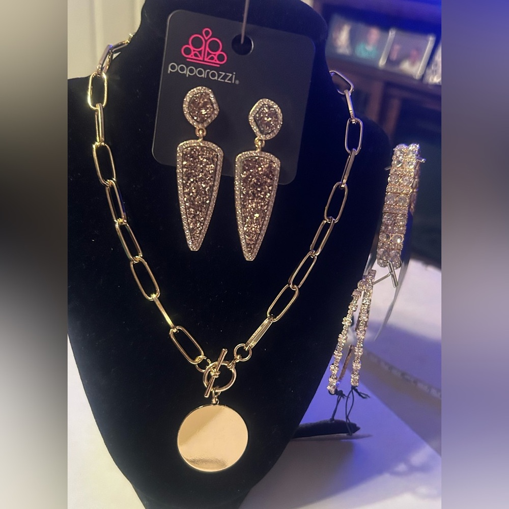 Paparazzi 5 pc Gold Bundle